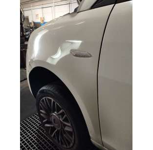 ALETA DELANTERA IZQUIERDA... 2