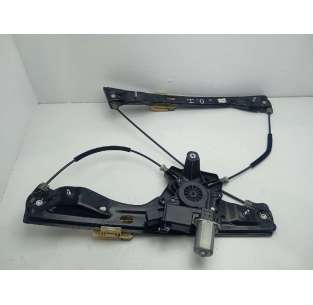 ELEVALUNAS DELANTERO...