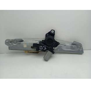 ELEVALUNAS TRASERO DERECHO...