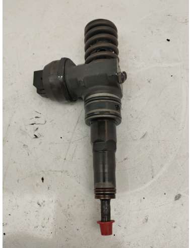 INYECTOR VOLKSWAGEN GOLF IV BERLINA...