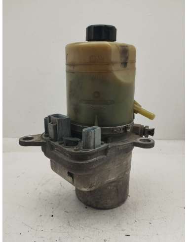 BOMBA DIRECCION FORD FOCUS BERLINA...