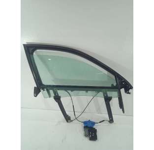 ELEVALUNAS DELANTERO...