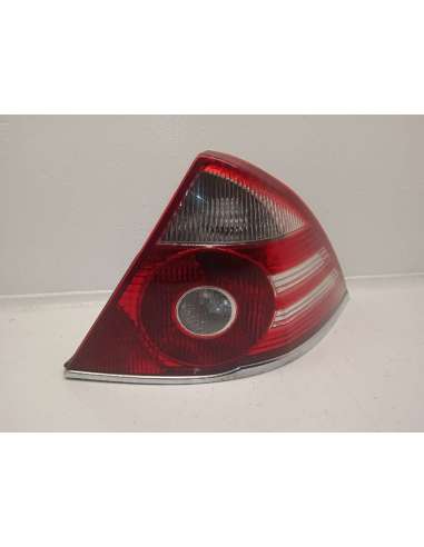 PILOTO TRASERO DERECHO - 812420 /...