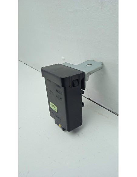 Recambio de modulo electronico para hyundai ix35 tecno star 2wd referencia OEM IAM 958002S500  