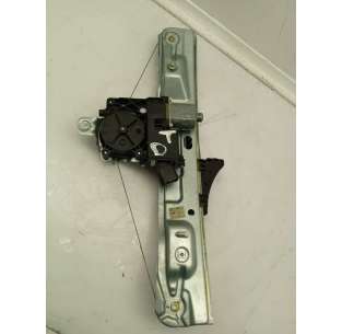 ELEVALUNAS TRASERO DERECHO...