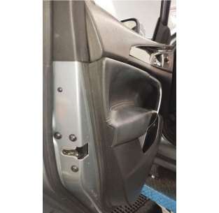 GUARNECIDO PUERTA DELANTERA... 2