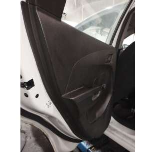 GUARNECIDO PUERTA TRASERA... 2