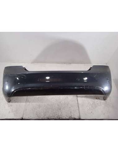 PARAGOLPES TRASERO FORD FOCUS BERLINA...
