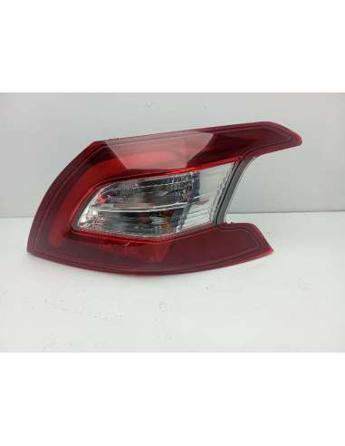 PILOTO TRASERO DERECHO - 812714 /...