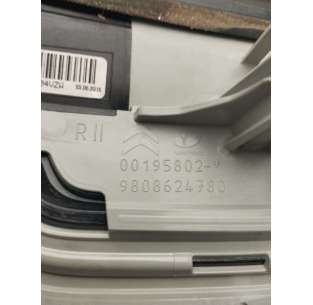 PILOTO TRASERO DERECHO... 2