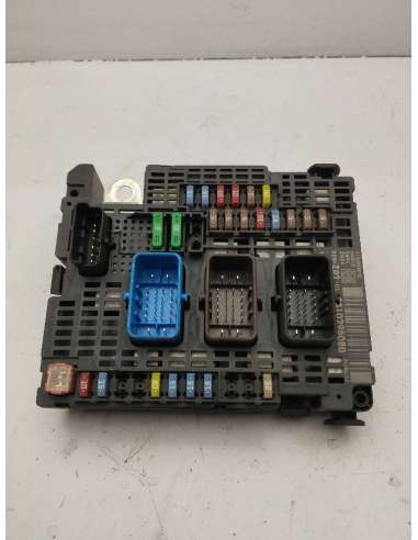 CAJA RELES / FUSIBLES CITROEN C4...