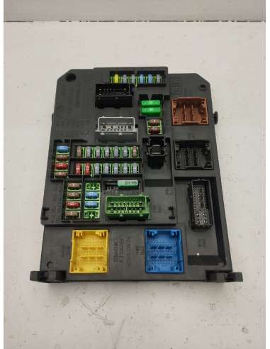 CAJA RELES / FUSIBLES CITROEN C4...
