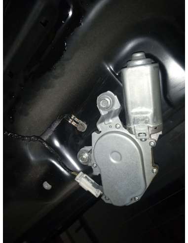 MOTOR LIMPIA TRASERO SSANGYONG RODIUS...