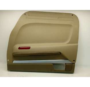 GUARNECIDO PUERTA DELANTERA...