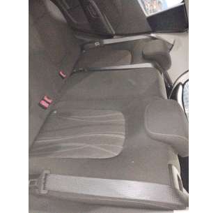 ASIENTOS TRASEROS CHEVROLET... 2