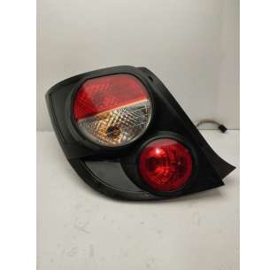 PILOTO TRASERO IZQUIERDO...