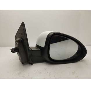 RETROVISOR DERECHO...