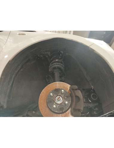 PASO RUEDA DELANTERO DERECHO KIA RIO...