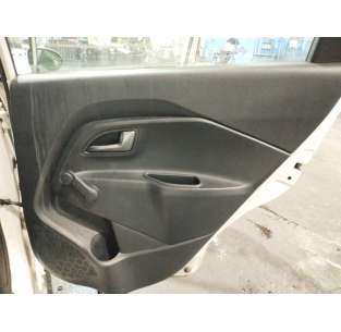 GUARNECIDO PUERTA TRASERA...