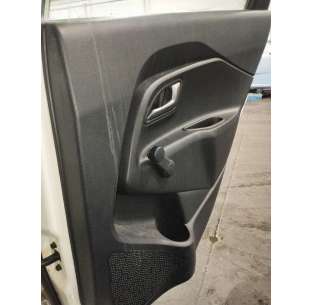 GUARNECIDO PUERTA TRASERA... 2