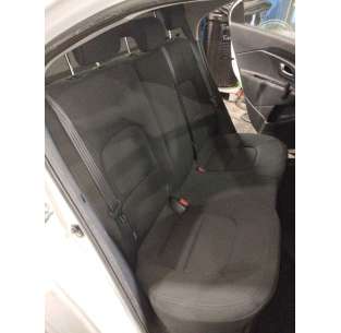 ASIENTOS TRASEROS KIA RIO...