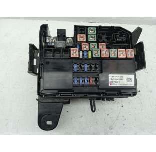 CAJA RELES / FUSIBLES...
