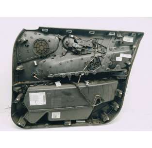 GUARNECIDO PUERTA DELANTERA... 2