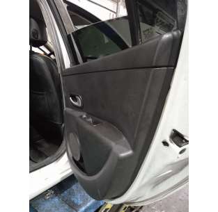 GUARNECIDO PUERTA TRASERA... 2