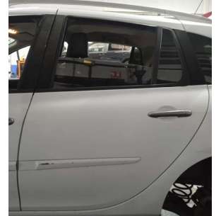 PUERTA TRASERA IZQUIERDA -...
