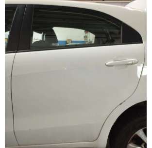 PUERTA TRASERA IZQUIERDA -...