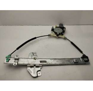 ELEVALUNAS DELANTERO...