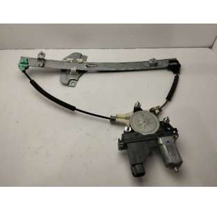 ELEVALUNAS DELANTERO...