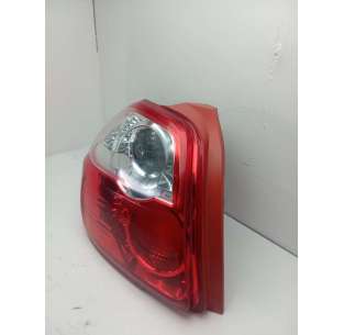 PILOTO TRASERO IZQUIERDO... 2