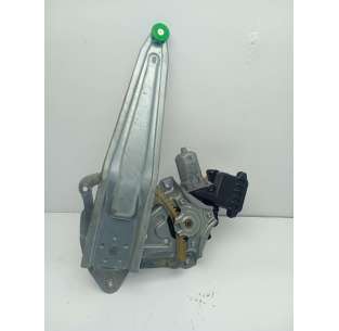 ELEVALUNAS TRASERO...