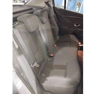 ASIENTOS TRASEROS RENAULT...