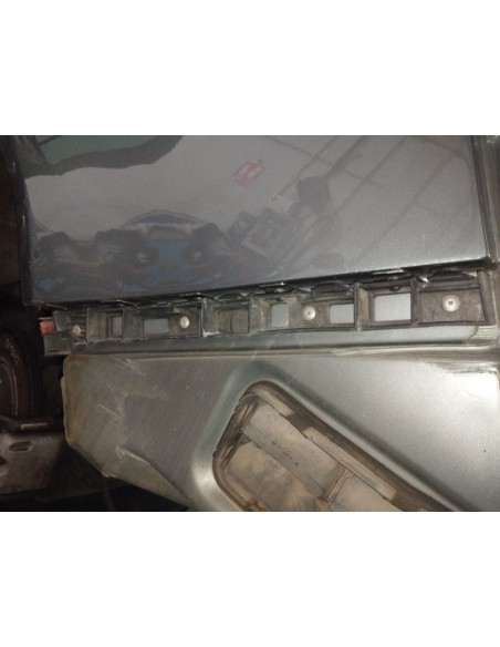 Recambio de plastico para opel insignia sports tourer cosmo referencia OEM IAM 13239128  