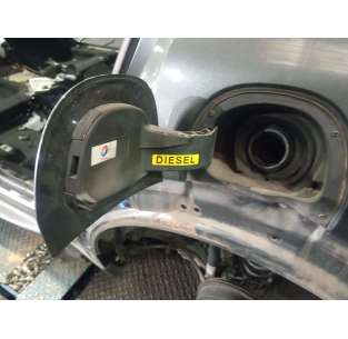 TAPA EXTERIOR COMBUSTIBLE... 2