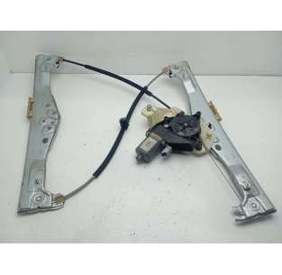 ELEVALUNAS DELANTERO...