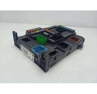 CAJA RELES / FUSIBLES... 2