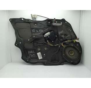 ELEVALUNAS DELANTERO...