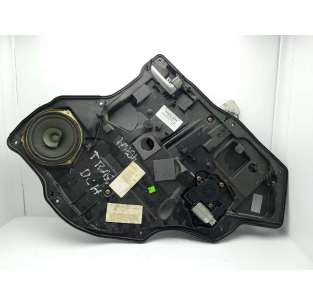 ELEVALUNAS TRASERO DERECHO...