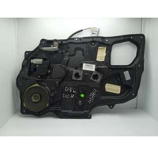 ELEVALUNAS DELANTERO...