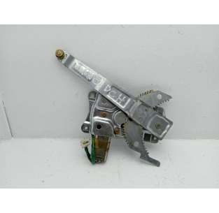 ELEVALUNAS TRASERO DERECHO...