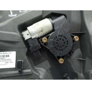 ELEVALUNAS DELANTERO... 2