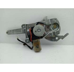 ELEVALUNAS TRASERO...