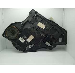 ELEVALUNAS TRASERO DERECHO...