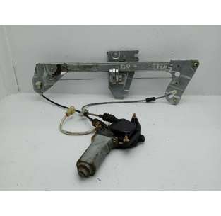 ELEVALUNAS TRASERO DERECHO...