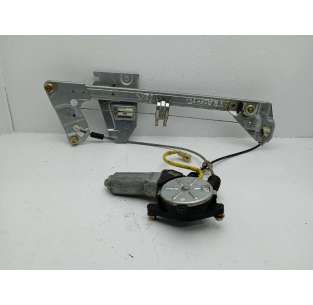 ELEVALUNAS TRASERO...