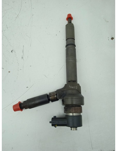 Recambio de inyector para opel astra gtc 1.7 16v cdti referencia OEM IAM 0445110175  