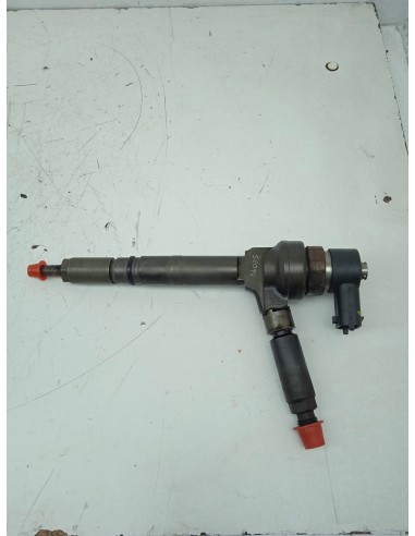 Recambio de inyector para opel astra gtc 1.7 16v cdti referencia OEM IAM 0445110175  